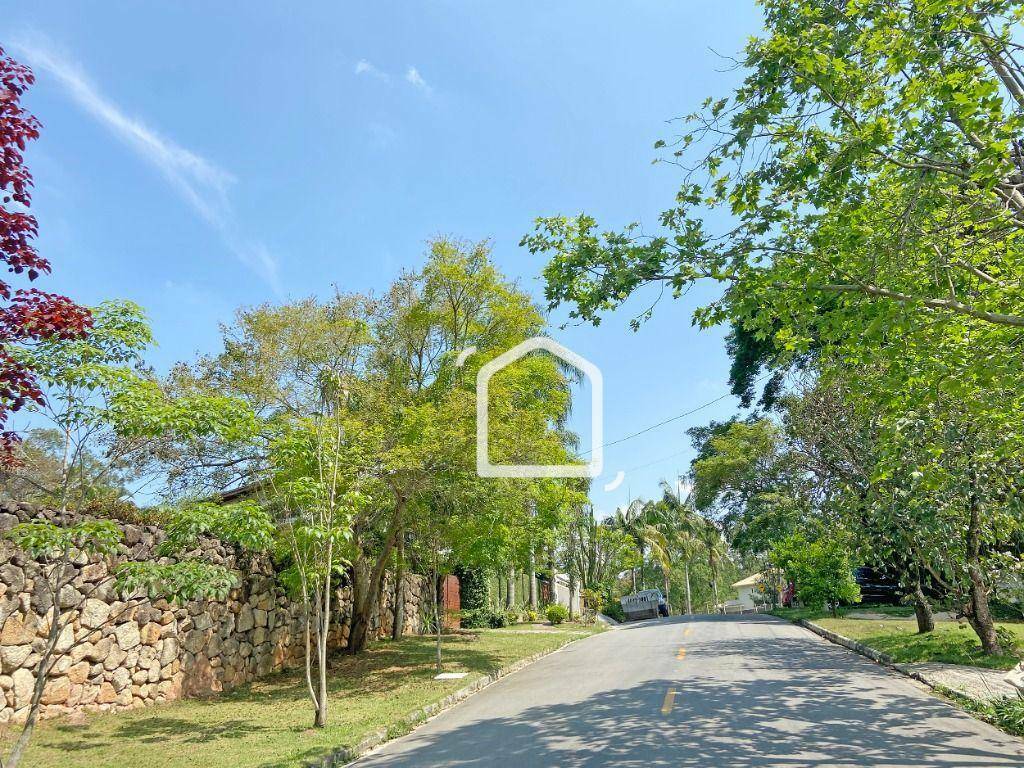 Casa de Condomínio para alugar com 3 quartos, 300m² - Foto 14