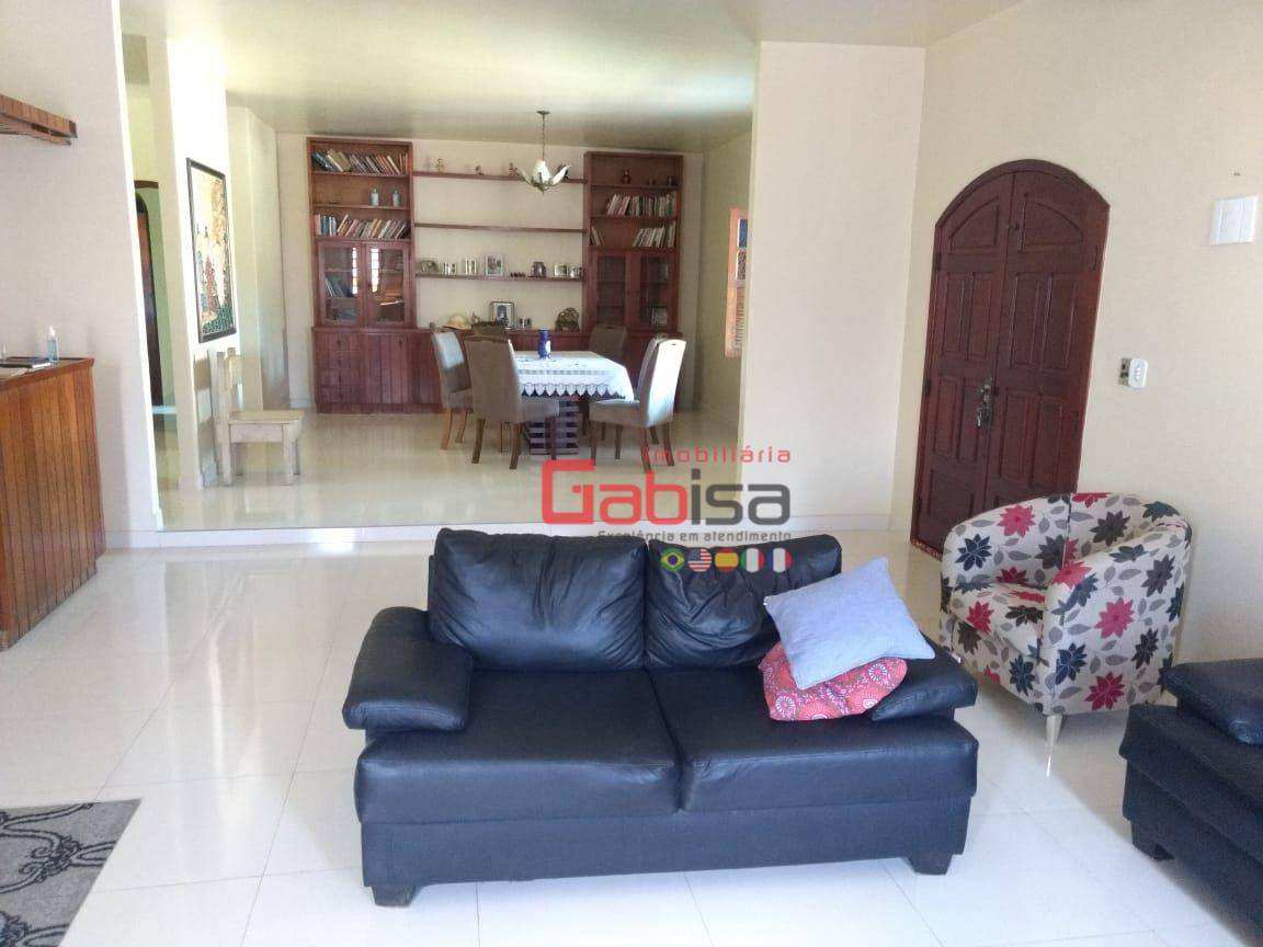 Casa à venda com 3 quartos, 283m² - Foto 2