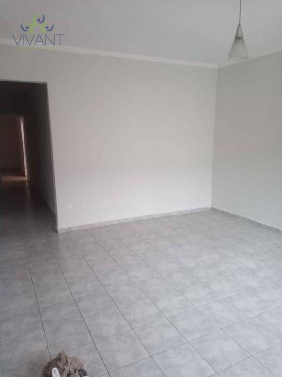 Casa à venda com 4 quartos, 230m² - Foto 31