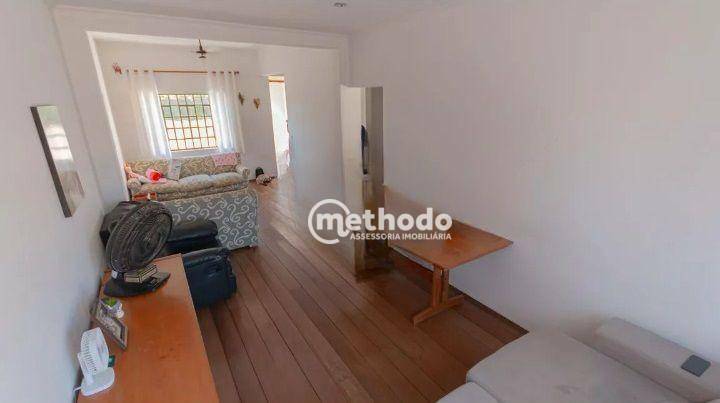 Casa à venda com 3 quartos, 220m² - Foto 5