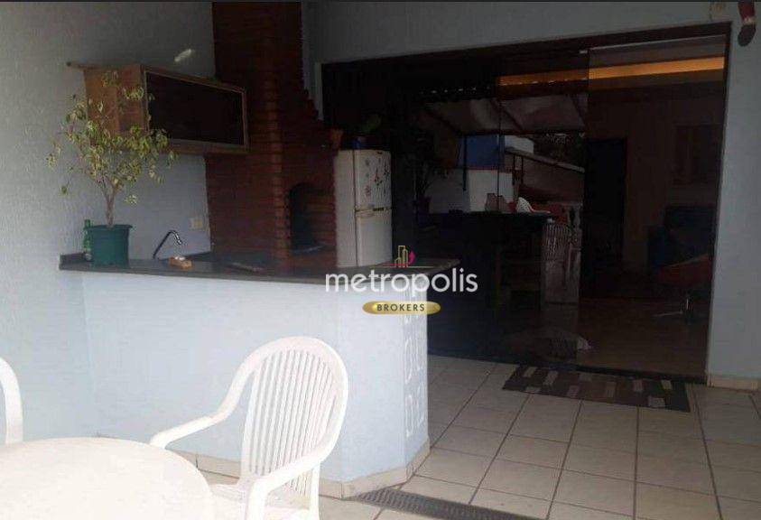 Sobrado à venda com 3 quartos, 200m² - Foto 27