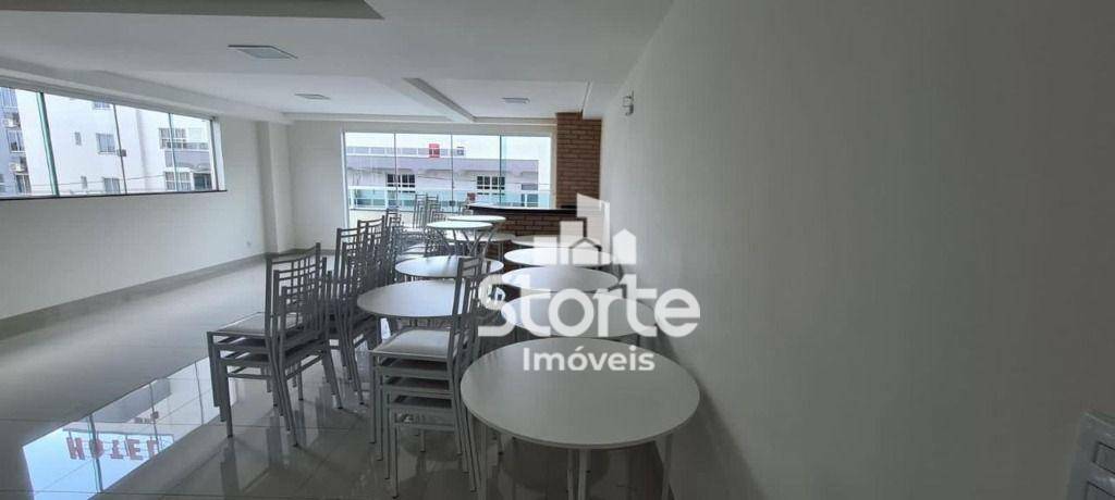 Apartamento para alugar com 3 quartos, 92m² - Foto 14