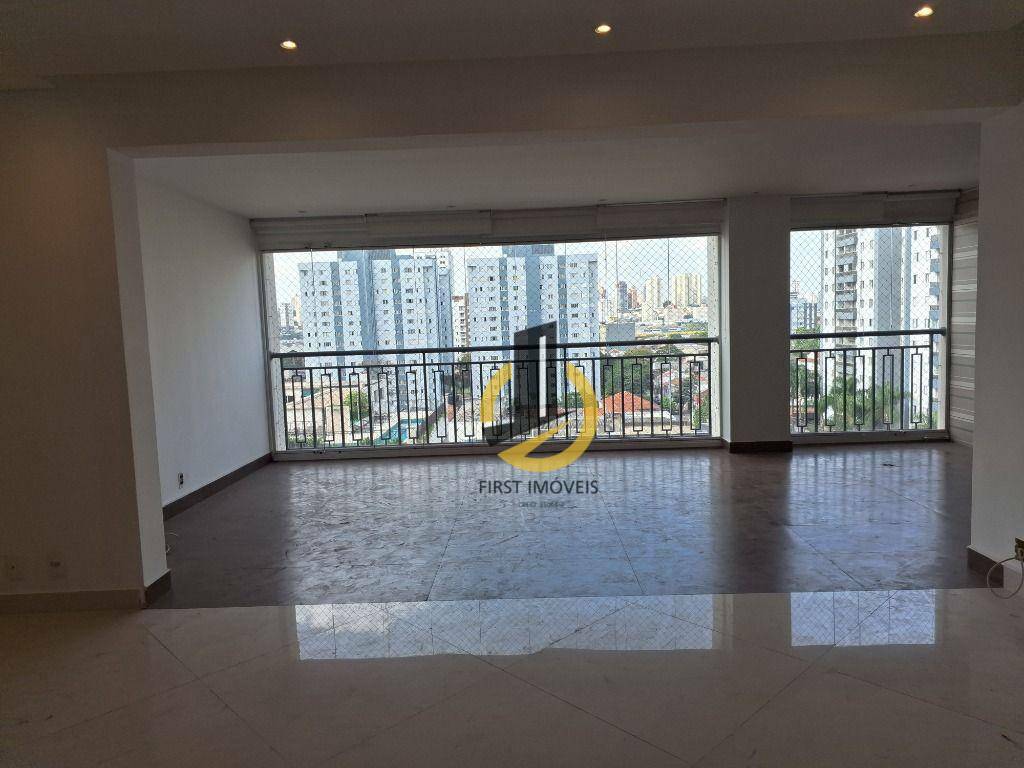 Apartamento à venda com 3 quartos, 140m² - Foto 1