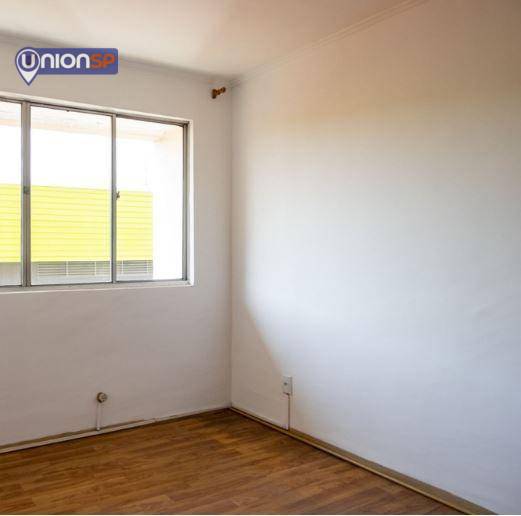 Apartamento à venda com 1 quarto, 58m² - Foto 2