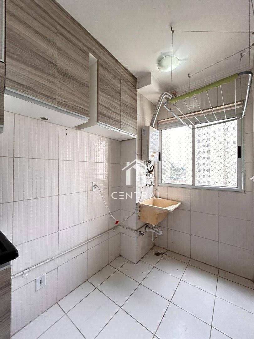 Apartamento à venda com 2 quartos, 45m² - Foto 4