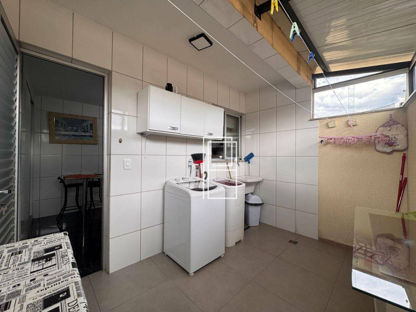 Apartamento à venda com 3 quartos, 150m² - Foto 23