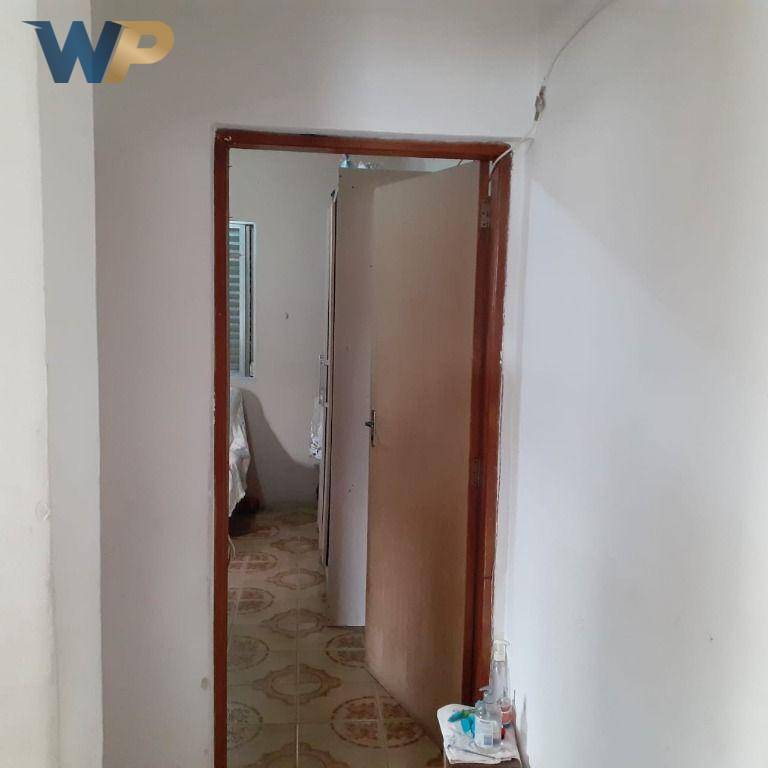 Sobrado à venda com 2 quartos, 236m² - Foto 4