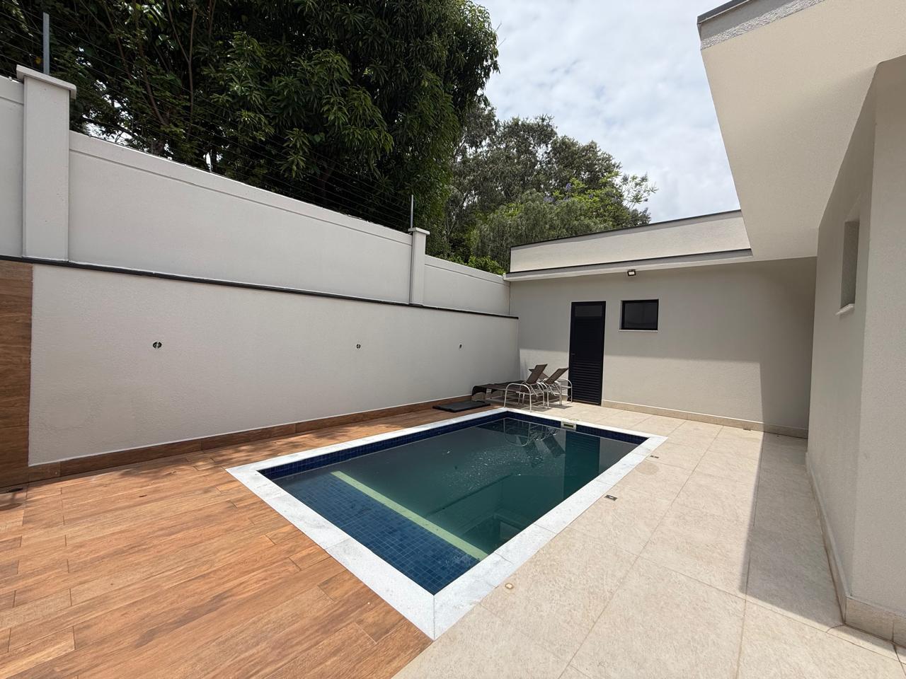 Casa de Condomínio à venda com 4 quartos, 220m² - Foto 32