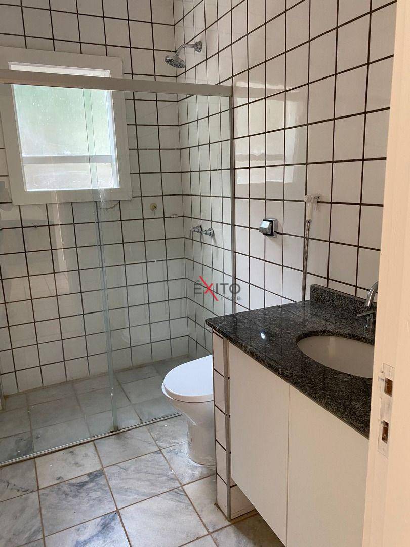 Casa à venda com 4 quartos, 300m² - Foto 15