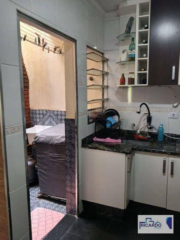 Sobrado à venda com 3 quartos, 55m² - Foto 15