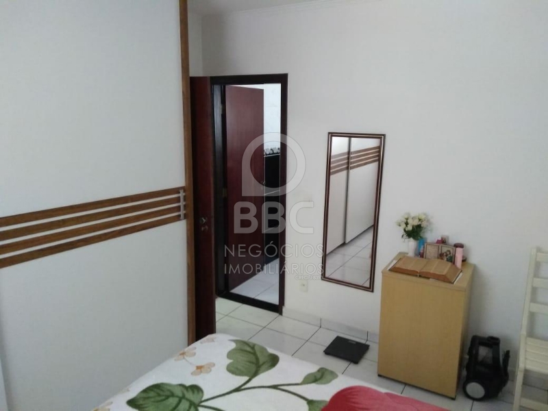 Sobrado à venda com 2 quartos, 197m² - Foto 13