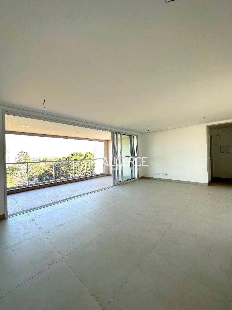 Apartamento à venda com 3 quartos, 150m² - Foto 11