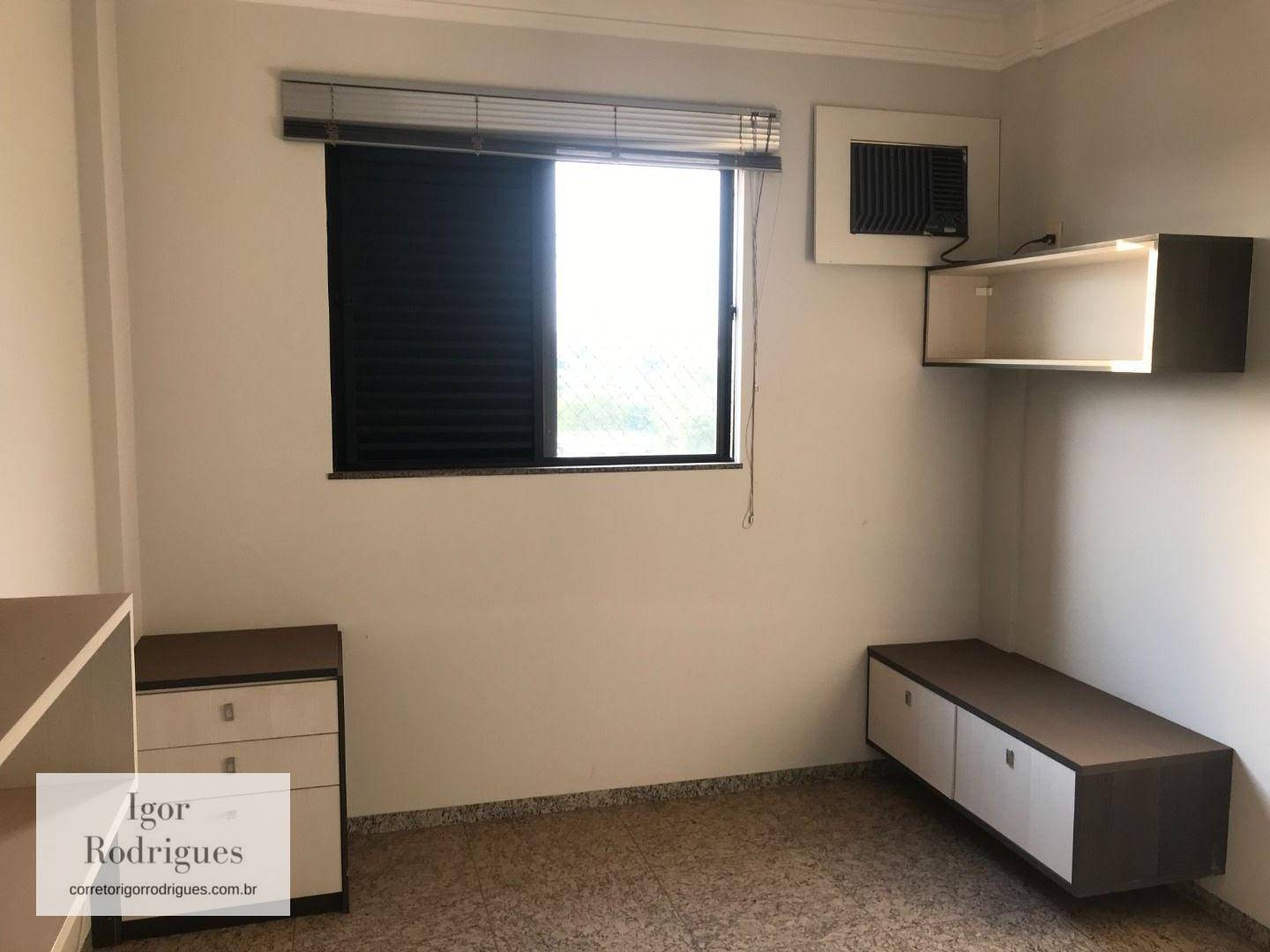 Apartamento à venda com 3 quartos, 151m² - Foto 7