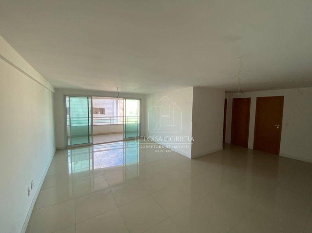 Apartamento à venda com 3 quartos, 141m² - Foto 1