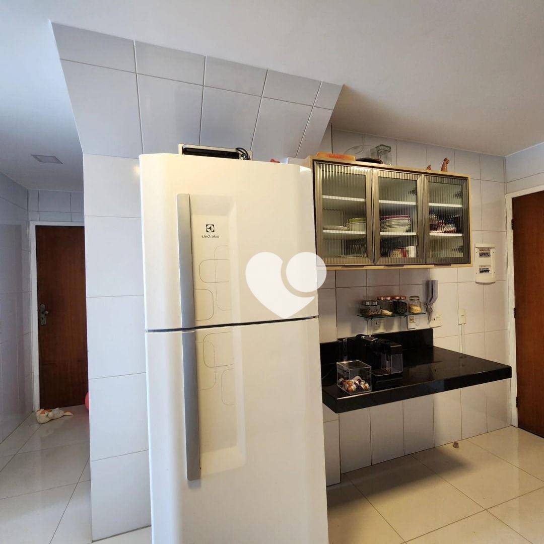 Cobertura à venda com 4 quartos, 225m² - Foto 15