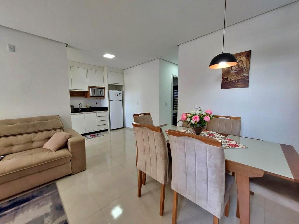 Apartamento à venda com 2 quartos, 64m² - Foto 11