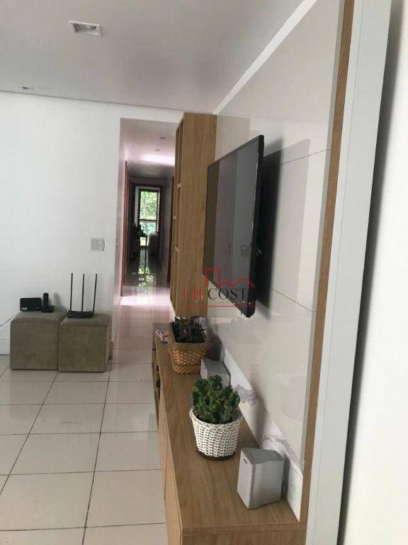 Apartamento à venda com 4 quartos, 160m² - Foto 6