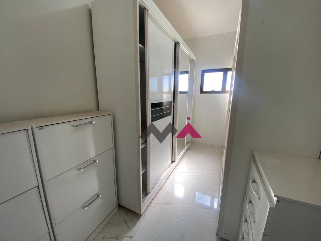 Apartamento à venda com 3 quartos, 170m² - Foto 15