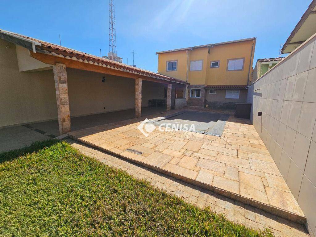 Casa à venda com 3 quartos, 185m² - Foto 7