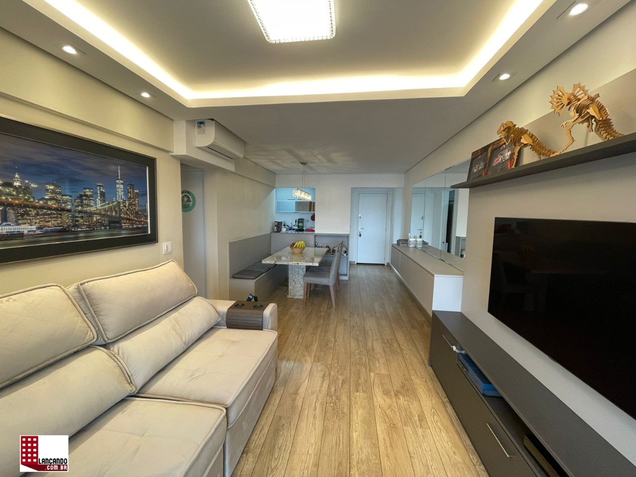 Apartamento à venda com 3 quartos, 75m² - Foto 1