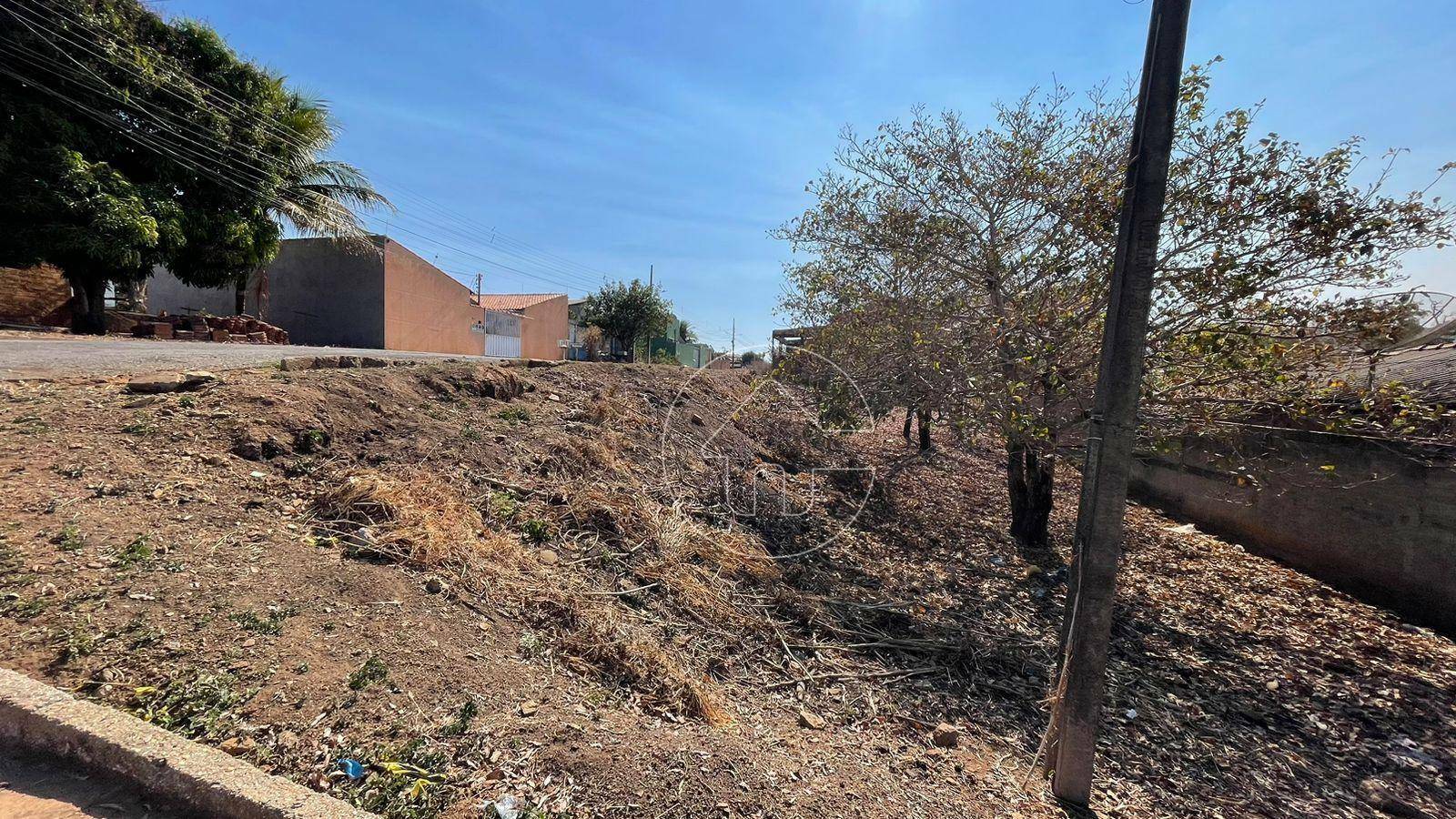 Terreno à venda, 360M2 - Foto 1