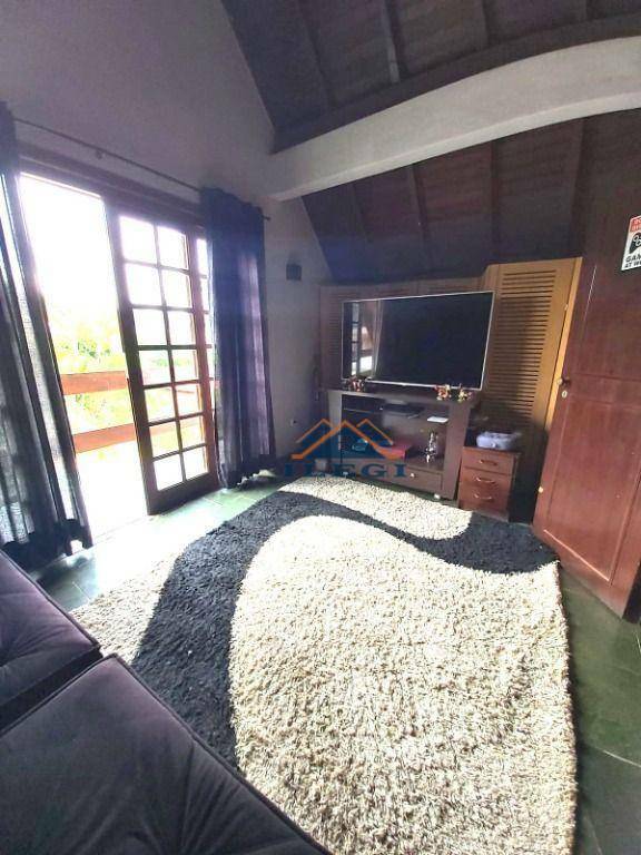 Casa de Condomínio à venda com 4 quartos, 360m² - Foto 23