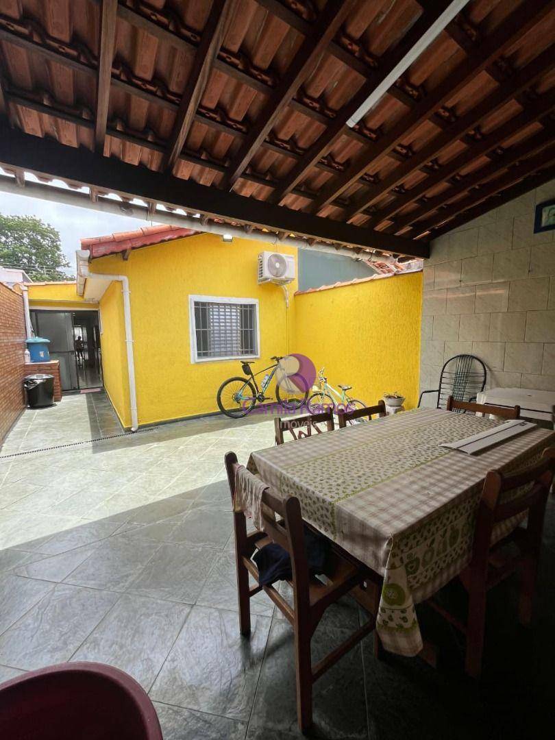 Casa à venda com 2 quartos, 120m² - Foto 17