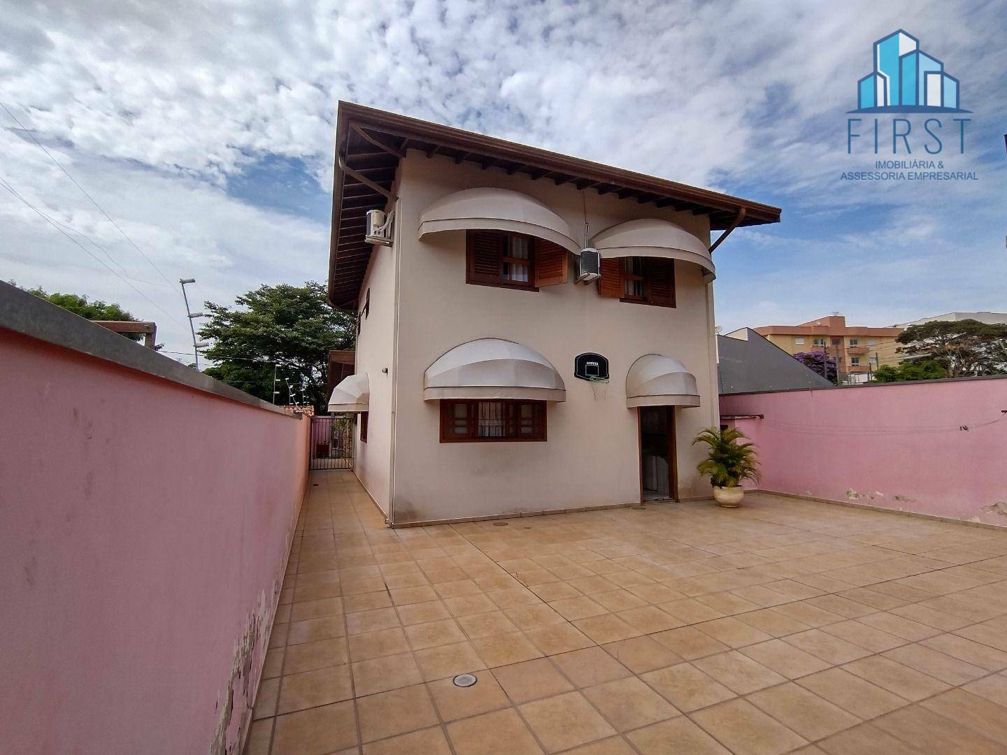 Casa à venda com 3 quartos, 230m² - Foto 22