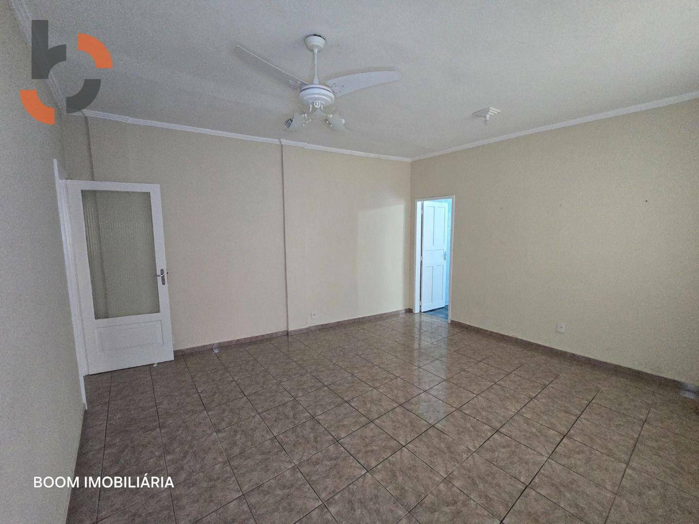 Casa à venda com 5 quartos, 232m² - Foto 10