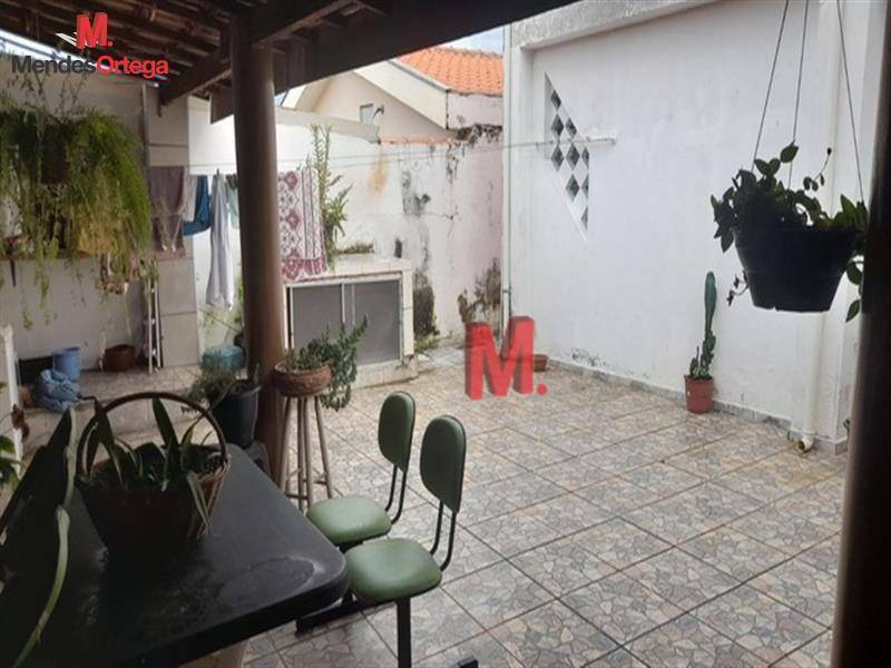 Casa à venda com 3 quartos, 209m² - Foto 24