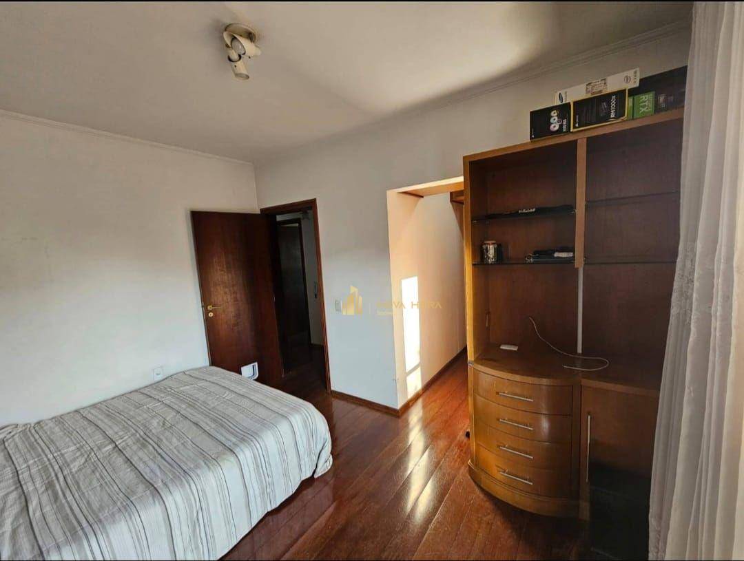 Sobrado à venda com 4 quartos, 339m² - Foto 11