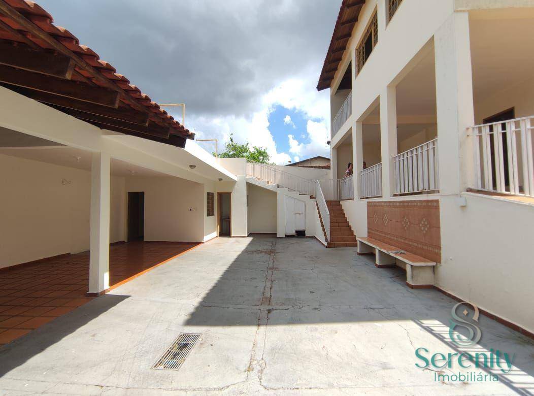 Sobrado à venda com 4 quartos, 321m² - Foto 12