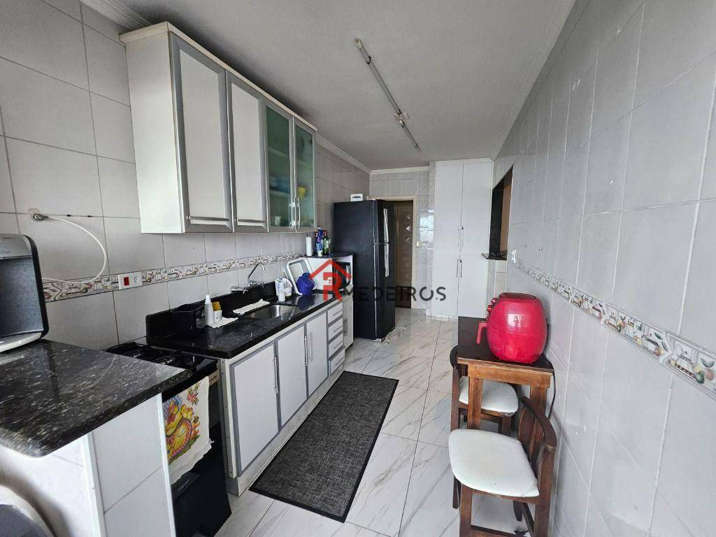 Apartamento à venda com 2 quartos, 81m² - Foto 8