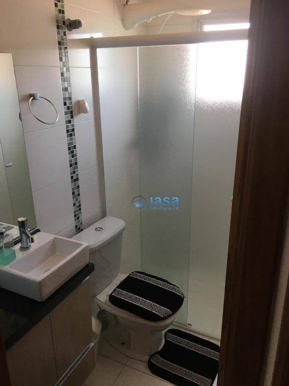 Apartamento à venda com 2 quartos, 60m² - Foto 13