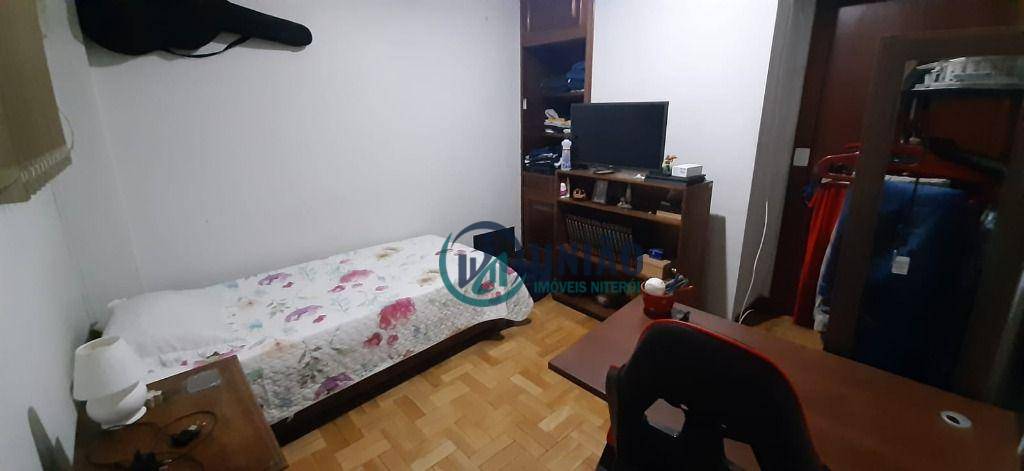 Apartamento à venda com 3 quartos, 140m² - Foto 14