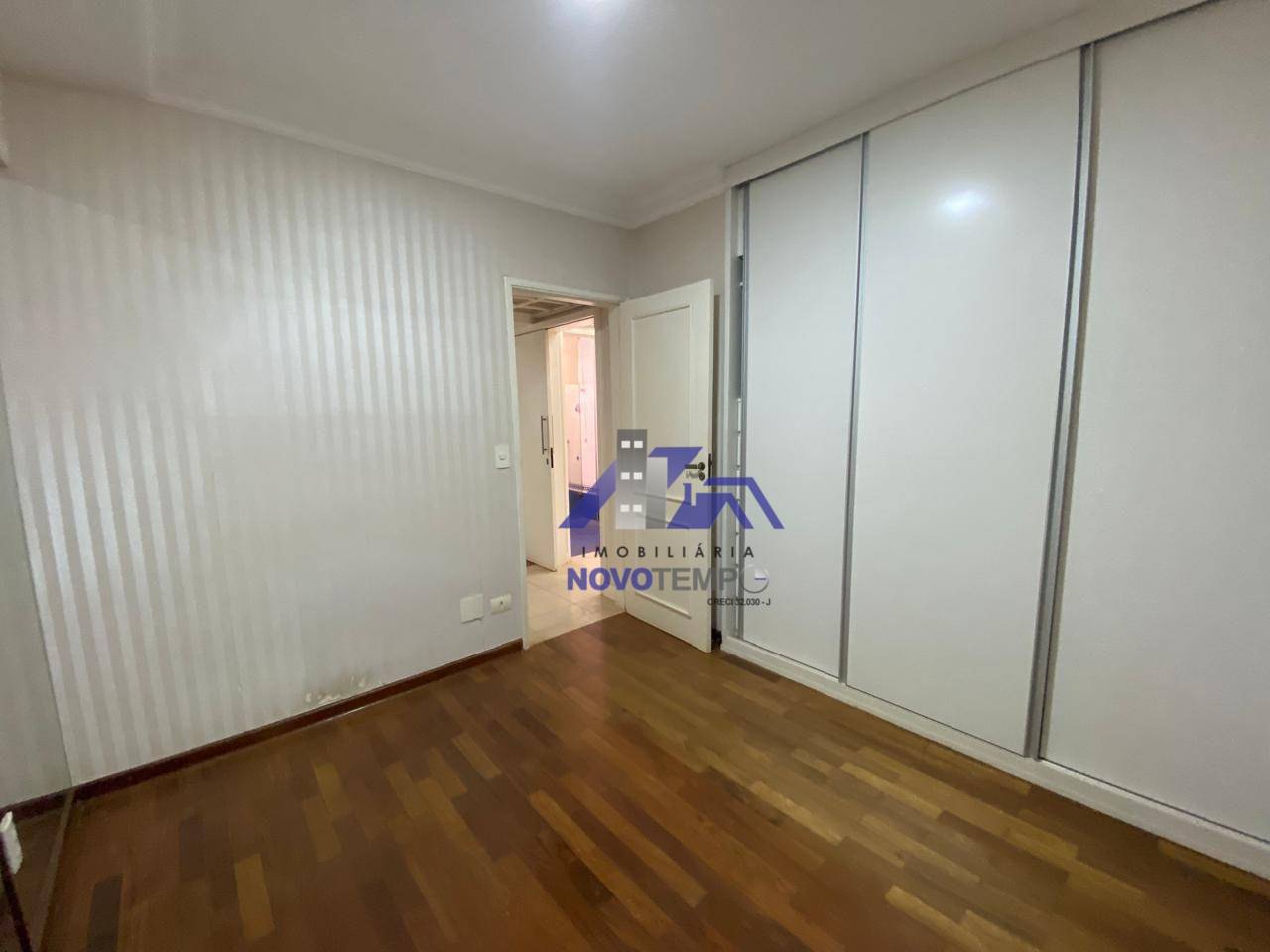 Apartamento à venda com 2 quartos, 95m² - Foto 11