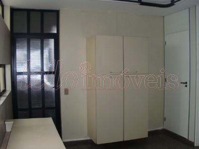 Apartamento para alugar com 3 quartos, 300m² - Foto 18