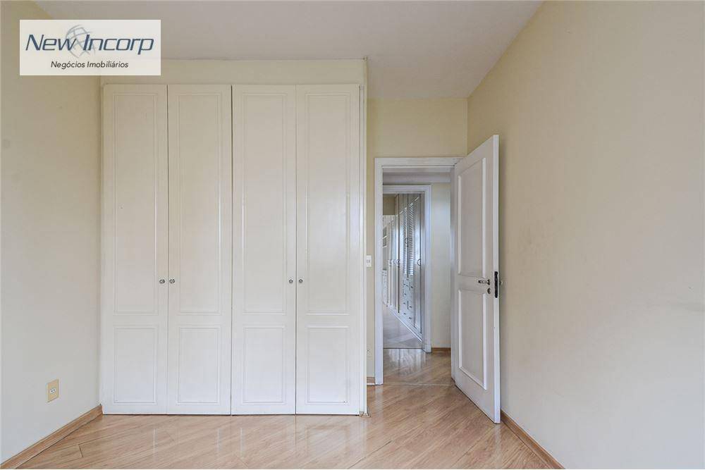 Apartamento à venda com 3 quartos, 115m² - Foto 20