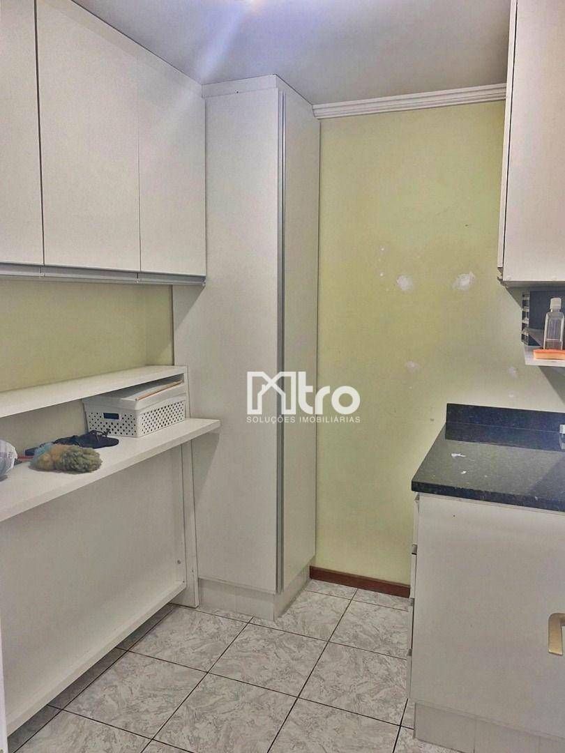 Apartamento à venda com 4 quartos, 180m² - Foto 11