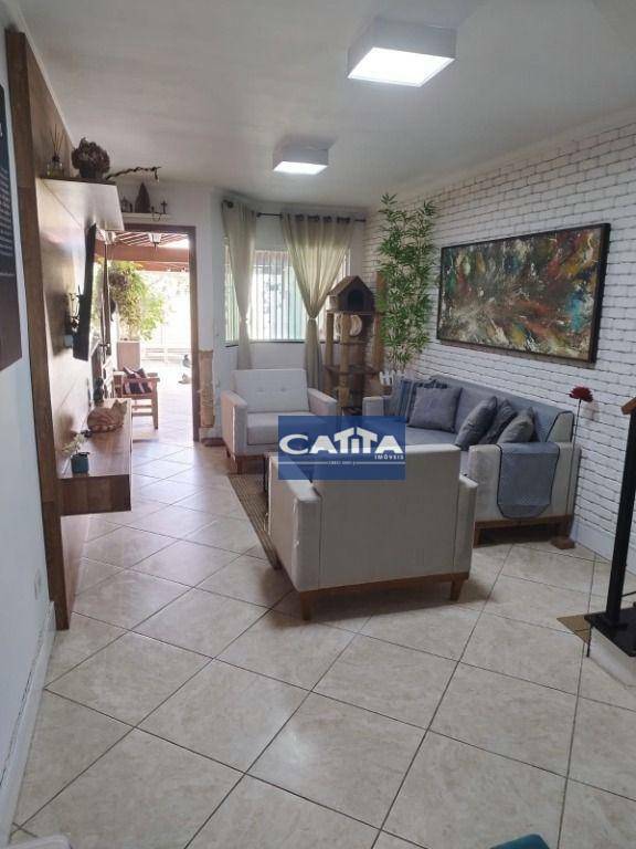 Sobrado à venda com 3 quartos, 110m² - Foto 2