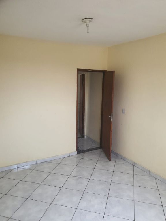 Sobrado à venda com 2 quartos, 115m² - Foto 6