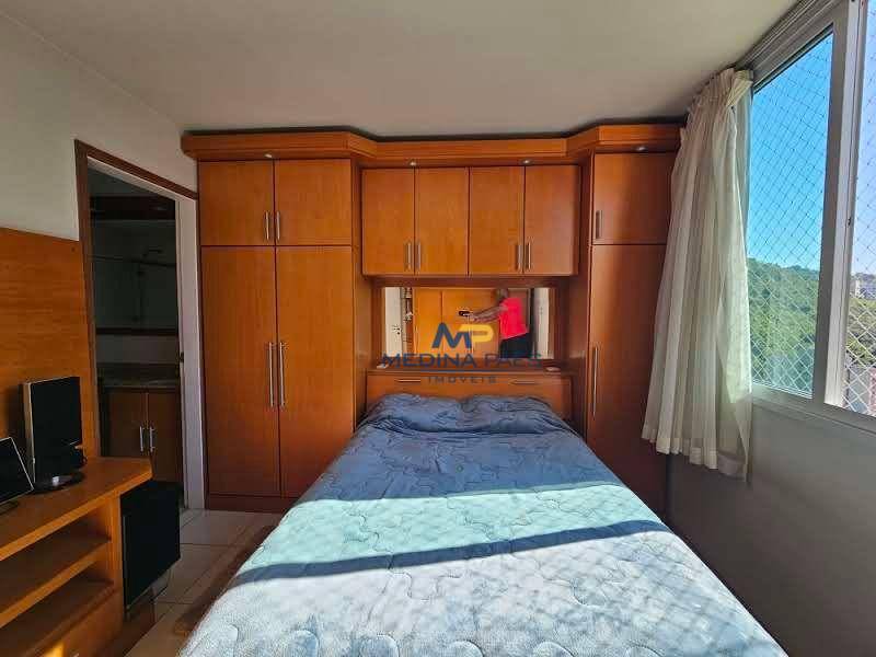 Apartamento à venda com 2 quartos, 75m² - Foto 13