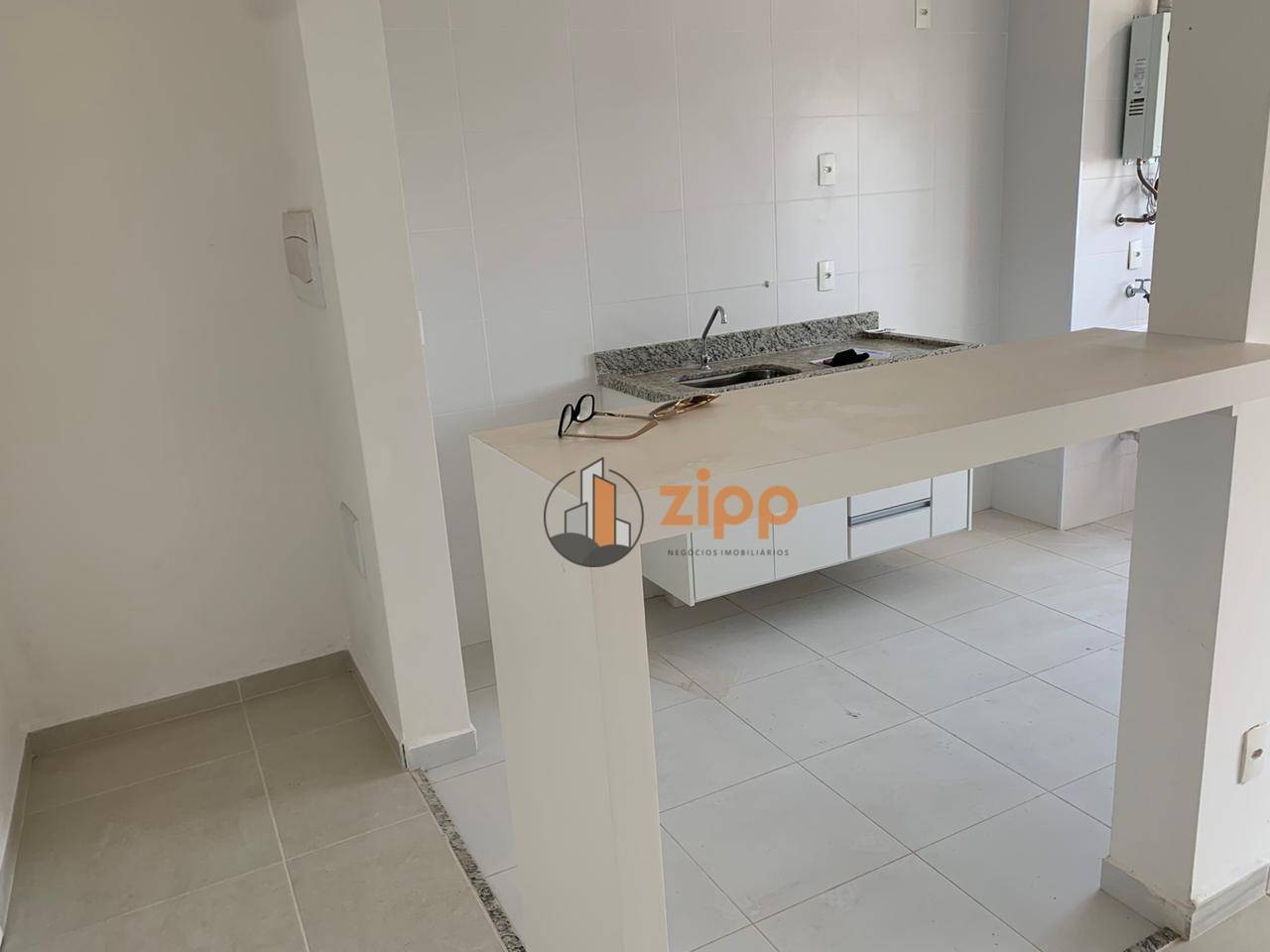 Apartamento à venda com 1 quarto, 51m² - Foto 2