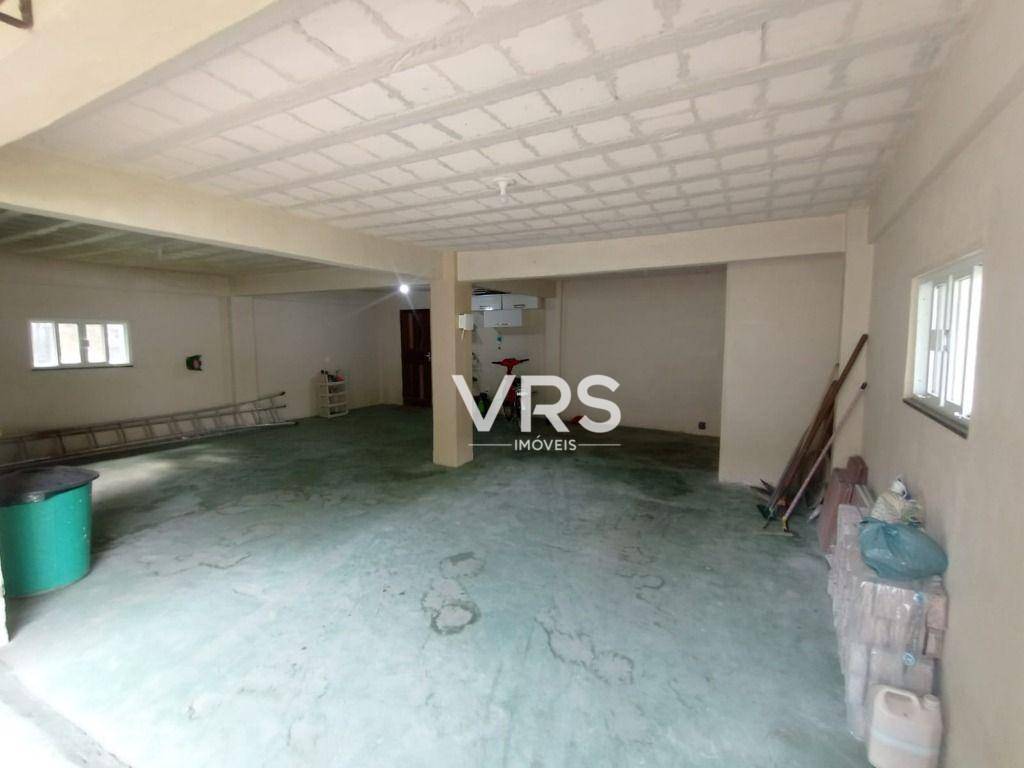 Casa de Condomínio à venda com 3 quartos, 280m² - Foto 32