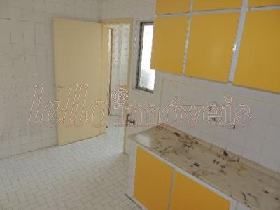 Apartamento para alugar com 2 quartos, 72m² - Foto 12