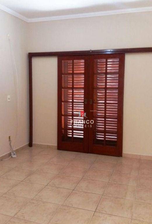 Casa de Condomínio à venda com 4 quartos, 290m² - Foto 19