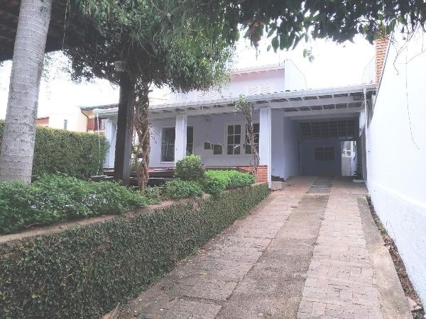 Casa de Condomínio à venda e aluguel com 3 quartos, 249m² - Foto 1