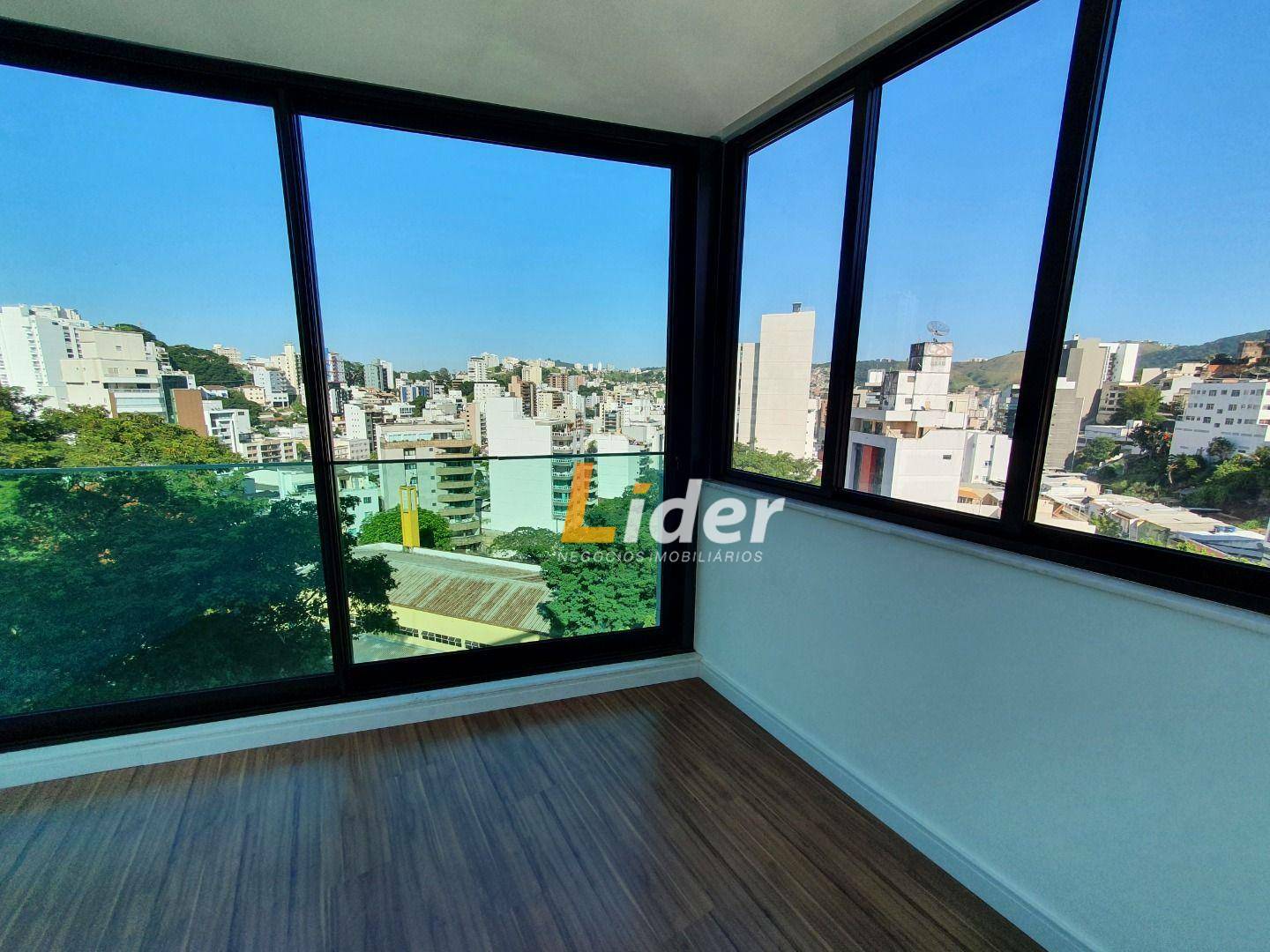 Apartamento à venda com 4 quartos, 225m² - Foto 27