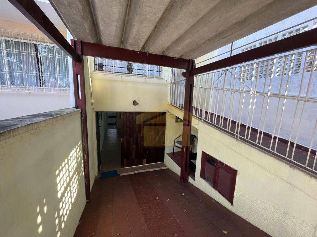 Sobrado à venda com 3 quartos, 183m² - Foto 3