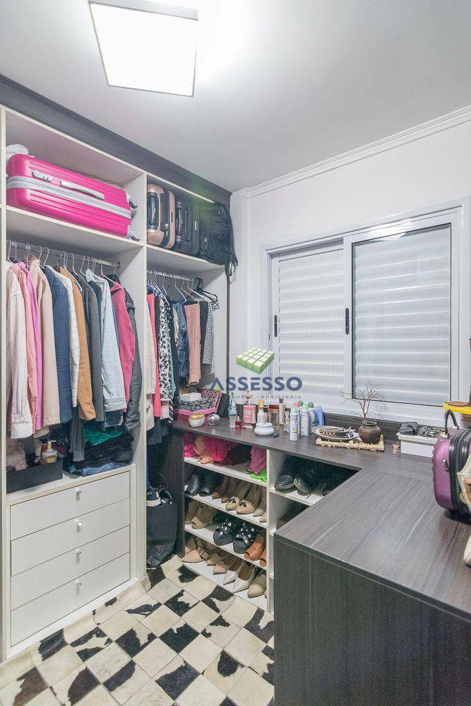 Apartamento à venda com 2 quartos, 70m² - Foto 14